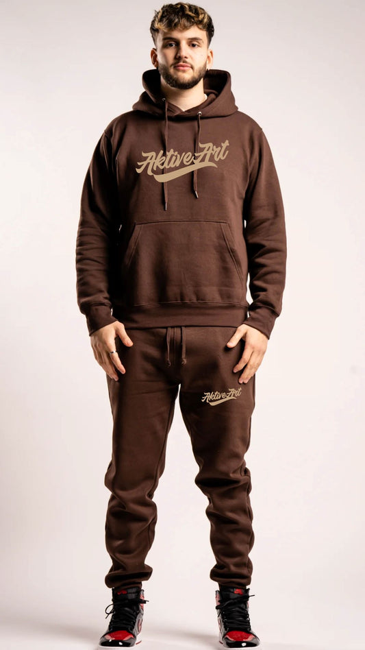 "AKTIVE LOGO" FLEECE SWEATSUIT (CREAM/MOCHA)