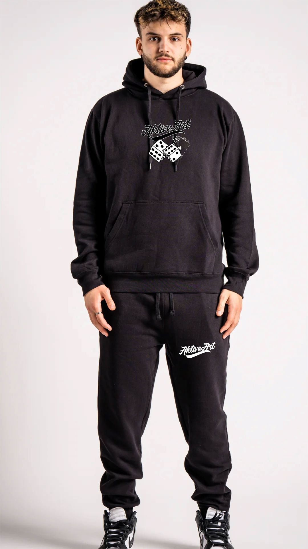 "BET ON YOURSELF" FLEECE SWEATSUIT (BLACK)